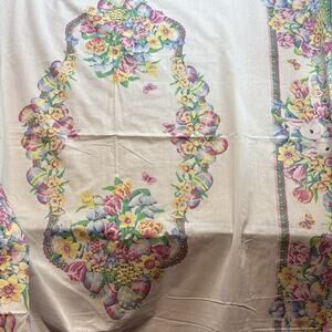 68"x52"‎ Pastel Easter Bunny Eggs Floral Tablecloth